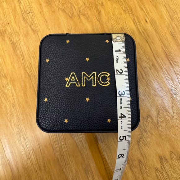 🚨MAKE AN OFFER🚨 Mark and Graham AMC Monogrammed Small Travel Jewelry Case - Picture 11 of 13
